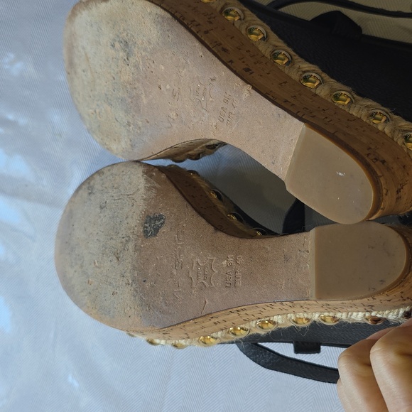 🌸Via Spiga Cork Bottom Black and Gold Wedge Sandals 9 - Picture 9 of 9